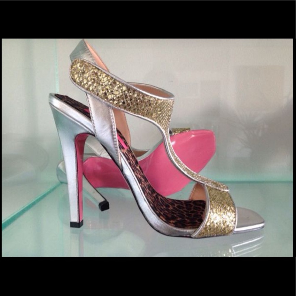 Betsey Johnson pink bottom party heels 8